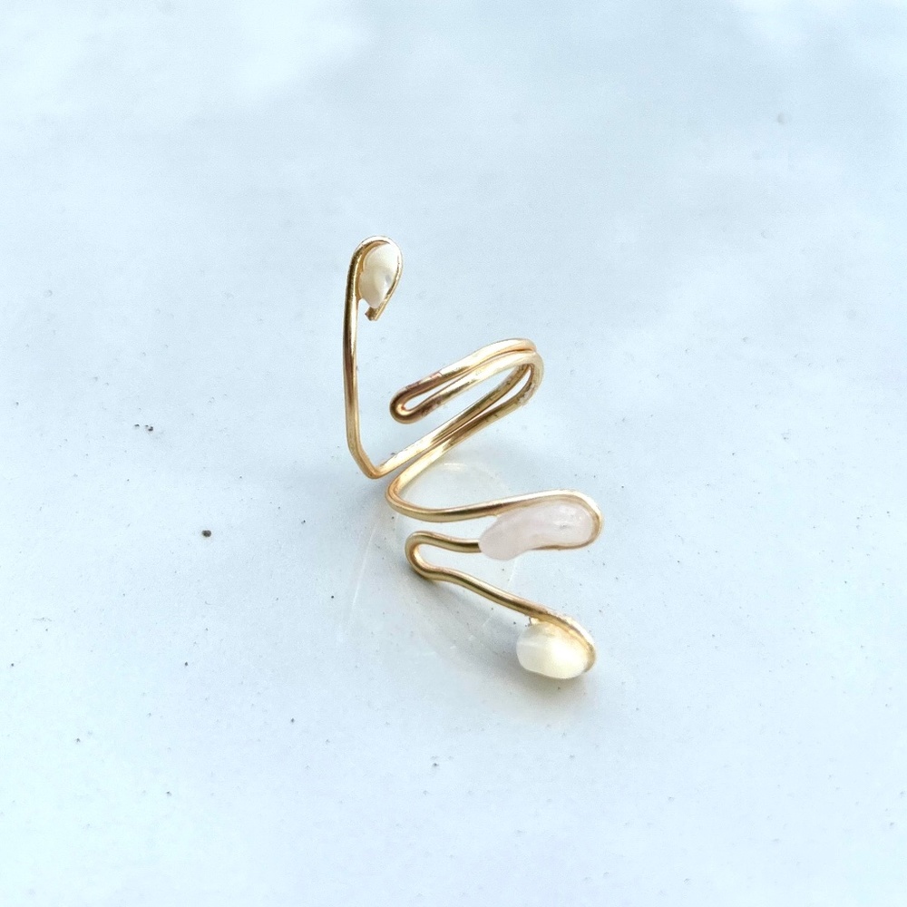 pearl and rose quartz crystal ring